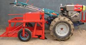 Peanut harvester