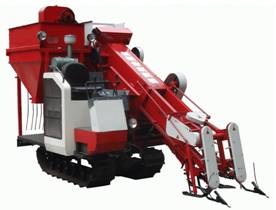 Peanut harvester